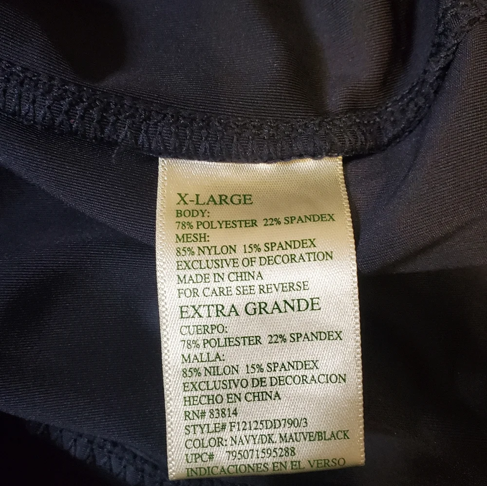 TANGERINE | Women's navy-blue capri athletic-wear leggings. - Picture 8 of 9